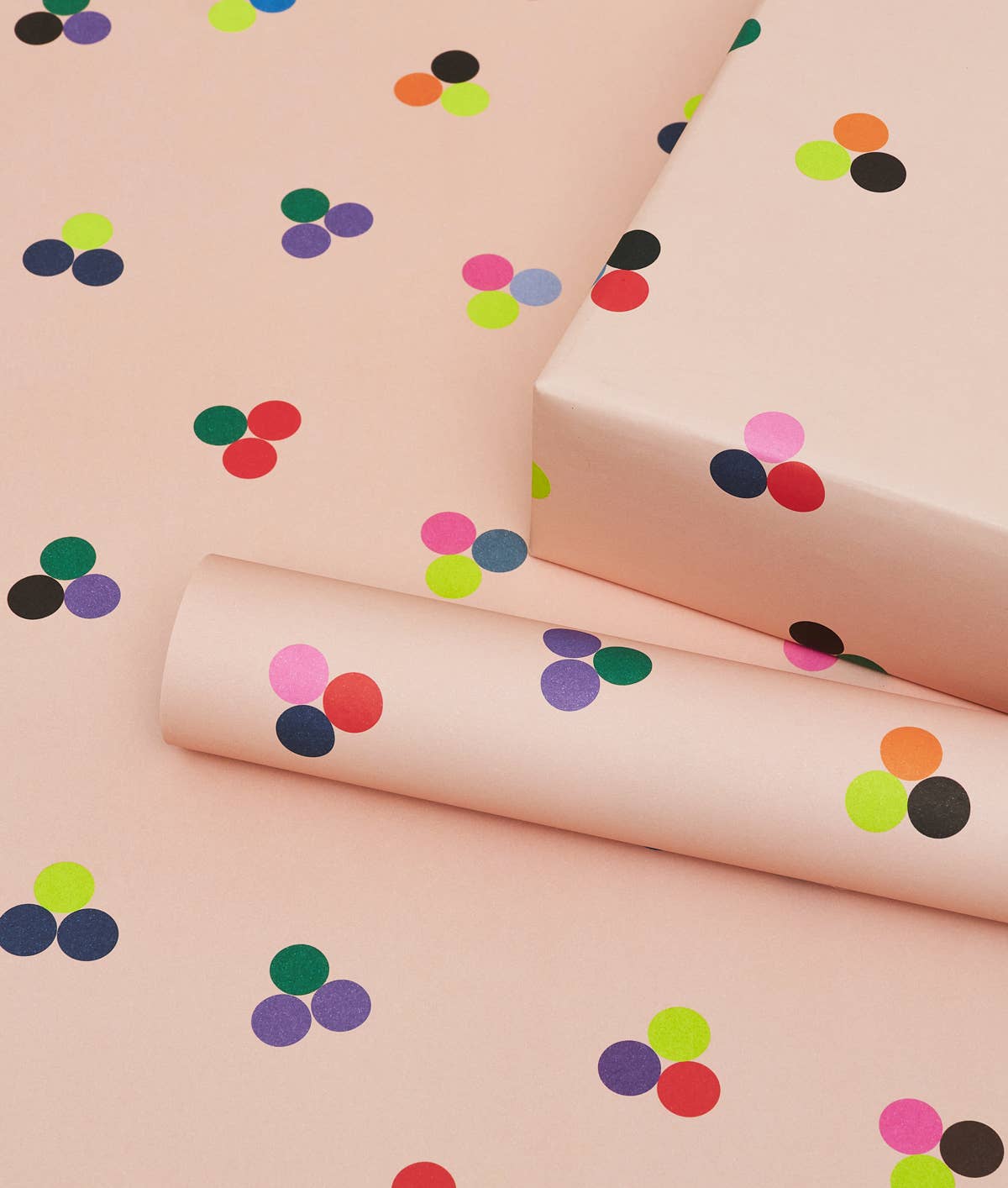Bright Dot Cluster Gift Wrap