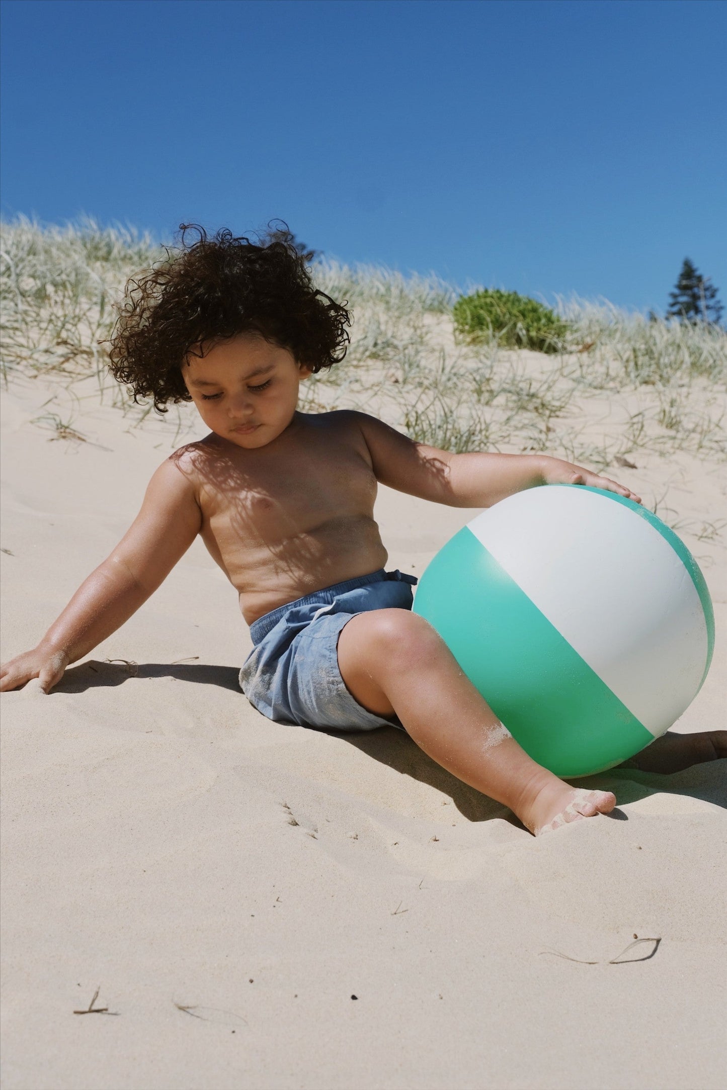 SunnyLife, Inflatable Neon Green Beach Ball