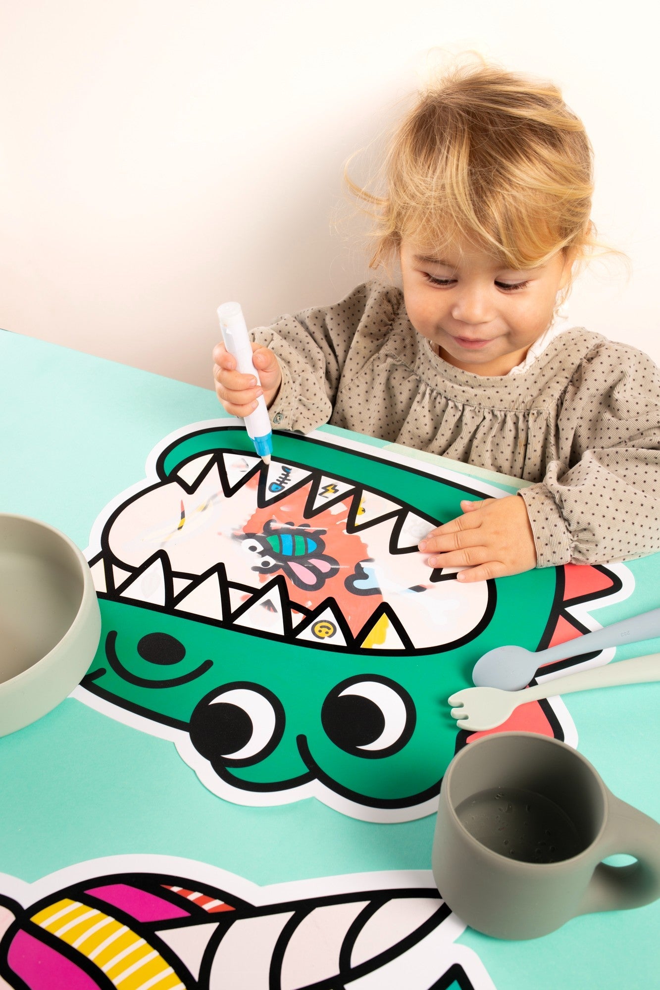 OMY Magic Water Placemats, Dino