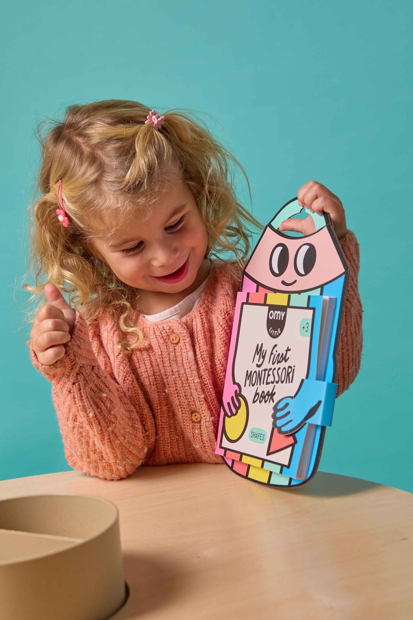 OMY, Montessori Shapes Sticker Book